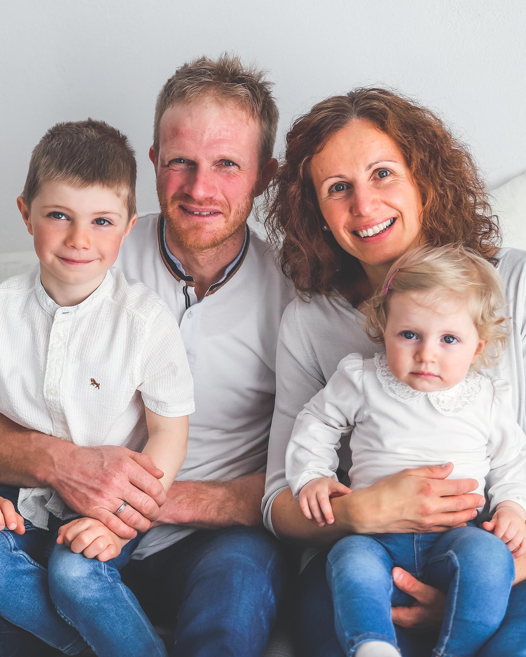 Gastgeberfamilie - Hochformat - Lüch da Morgnun